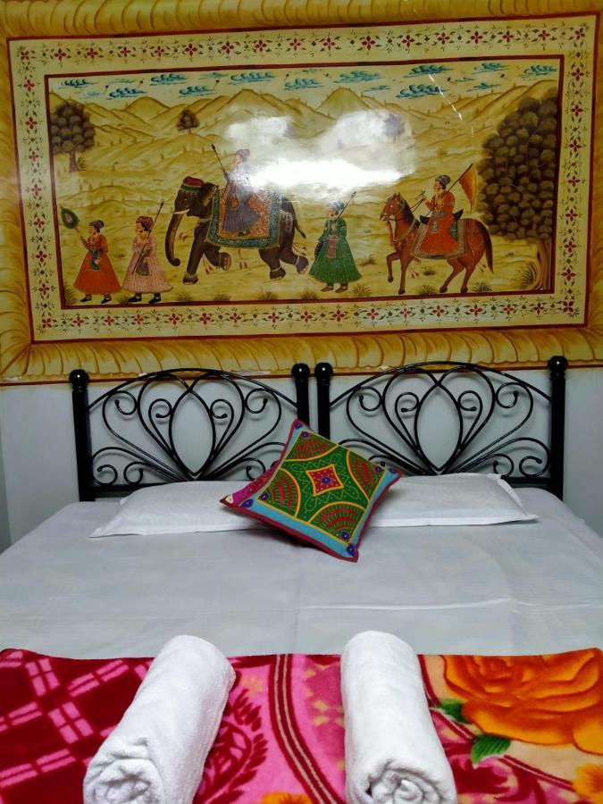 Golden Dreams Guest House Dźodhpur Zewnętrze zdjęcie